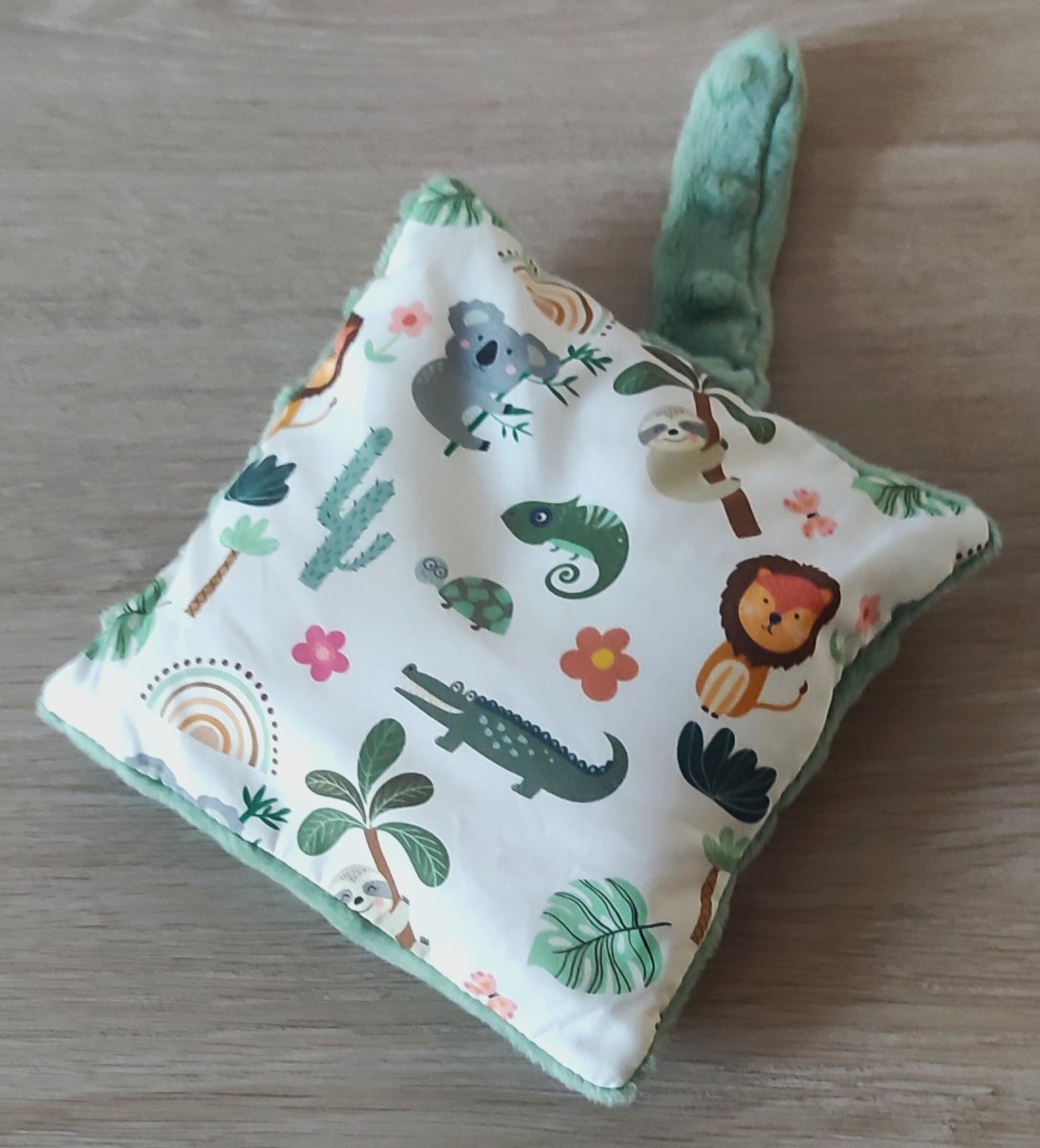 Bouillotte sèche enfant avec housse douce motif animaux de la jungle