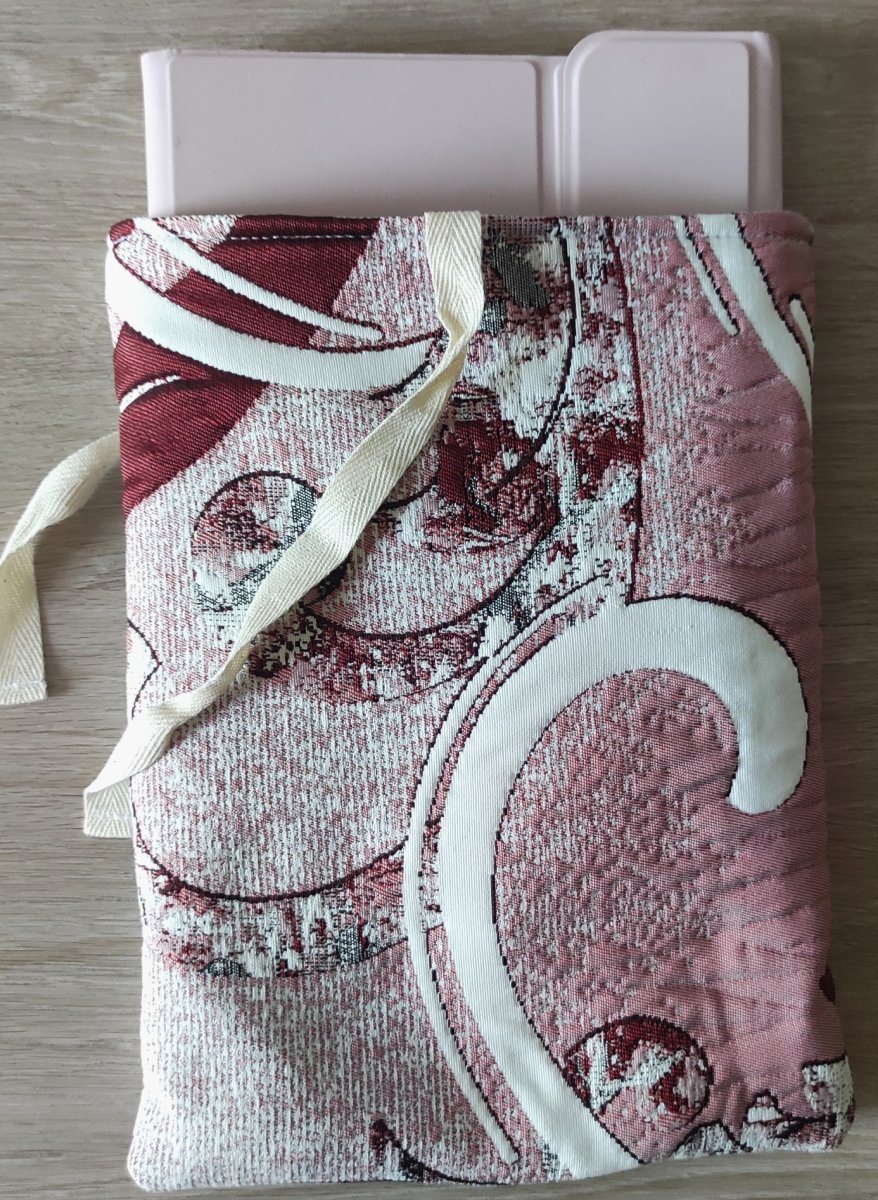 Housse réversible en tissu d’ameublement avec tablette – grand format